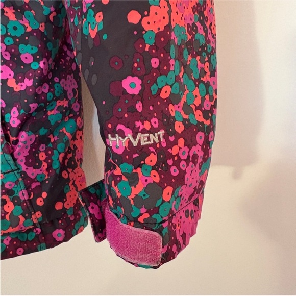 The North Face Girls' Hooded Puffer Jacket - Pink Multi Floral - Picture 3 of 9